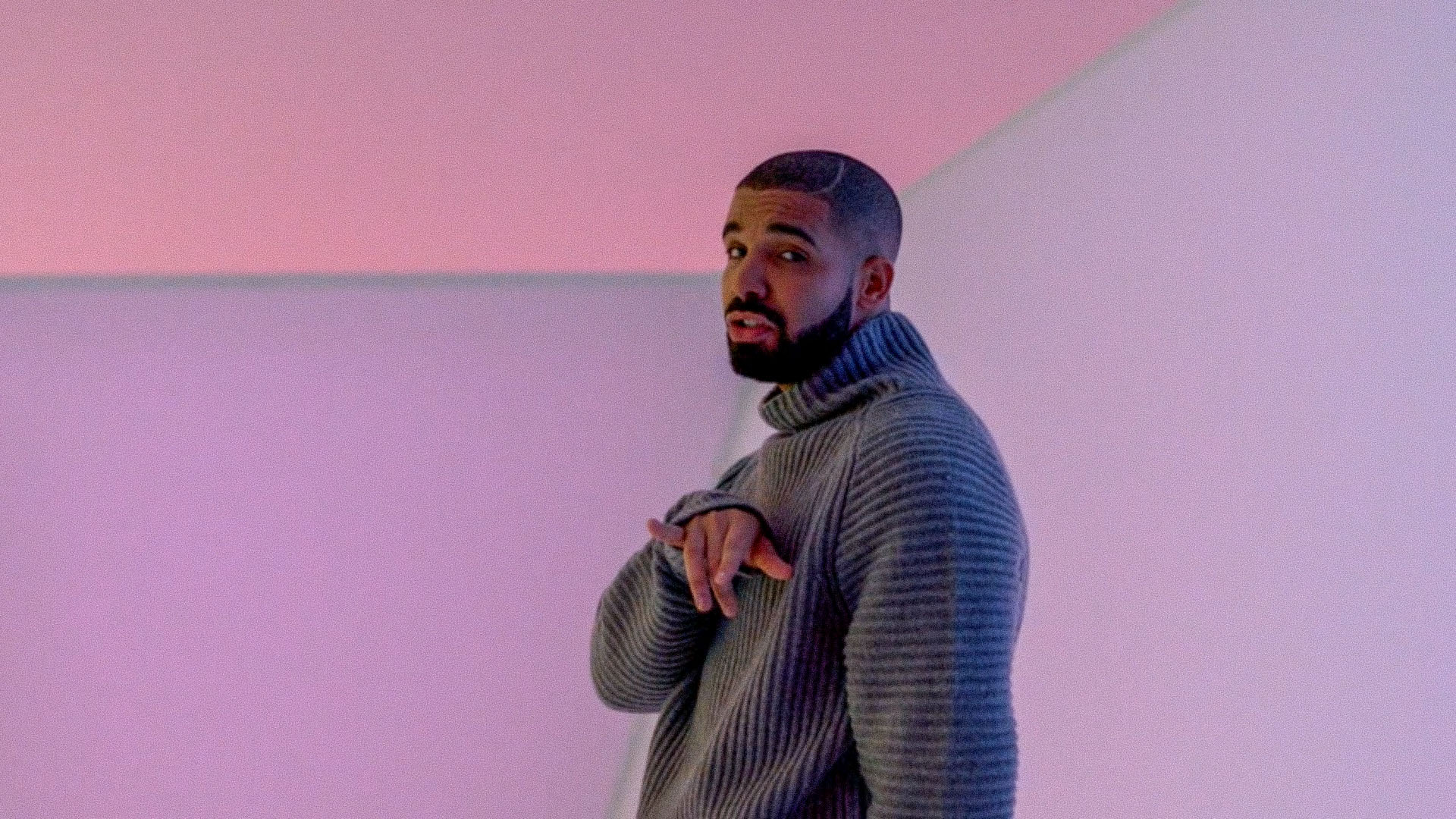» Drake – Hotline Bling (Official Video)