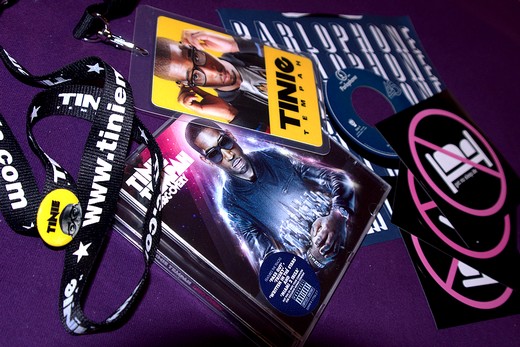 tinietempah_fanpaket