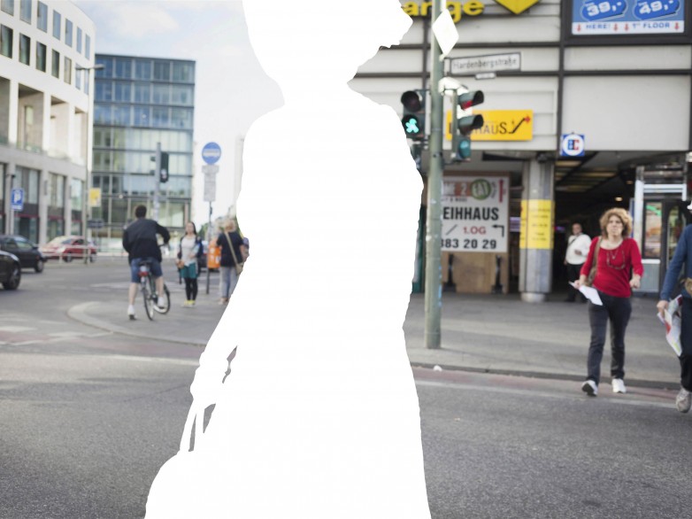 Ausstellung 
DAS ILLEGALE BILD – Fotografie zwischen Bildverbot und Selbstzensur
6. Februar 2020 – 5. April 2020
f3 – freiraum für fotografie
Waldemarstr 17 | 10179 Berlin
www.fhochdrei.org | #fhochdrei